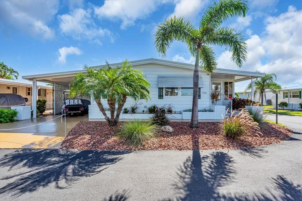20 N FLORA VISTA STREET, ENGLEWOOD, FL 34223