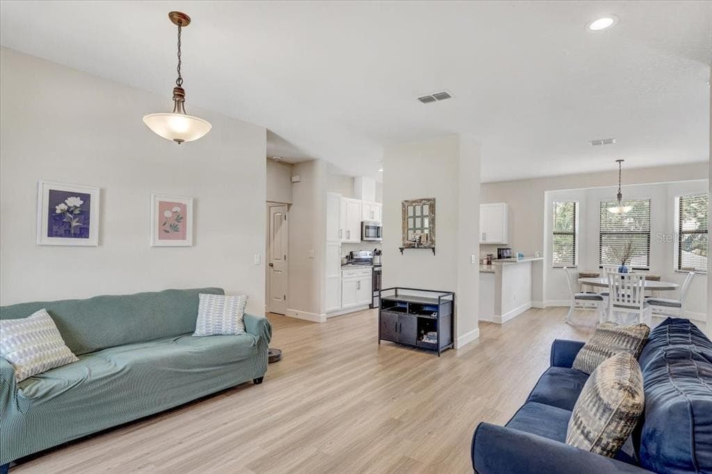 7314 MADRID ROAD, WEEKI WACHEE, FL 34613 — zdjęcie 5