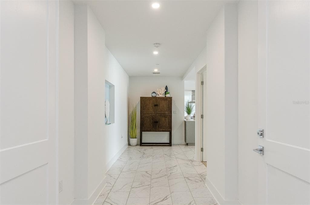 15 AVALON STREET # 401, CLEARWATER BEACH, FL 33767 — zdjęcie 3