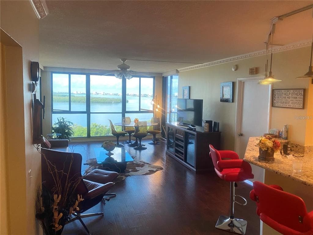 7100 SUNSHINE SKYWAY LANE S # 906, ST PETERSBURG, FL 33711 — zdjęcie 5