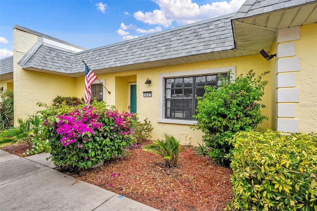3657 TROPHY BOULEVARD, NEW PORT RICHEY, FL 34655 — zdjęcie 2