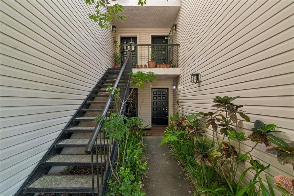 4745 PURITAN CIRCLE # 4745, TAMPA, FL 33617 — zdjęcie 3
