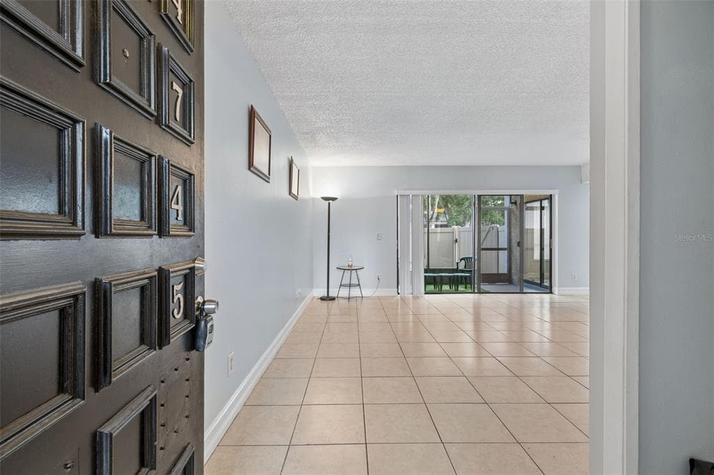 4745 PURITAN CIRCLE # 4745, TAMPA, FL 33617 — zdjęcie 5