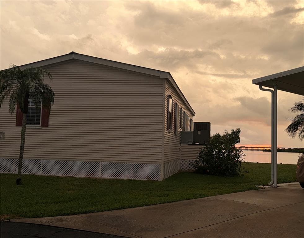 4300 RIVERSIDE DRIVE # 109, PUNTA GORDA, FL 33982
