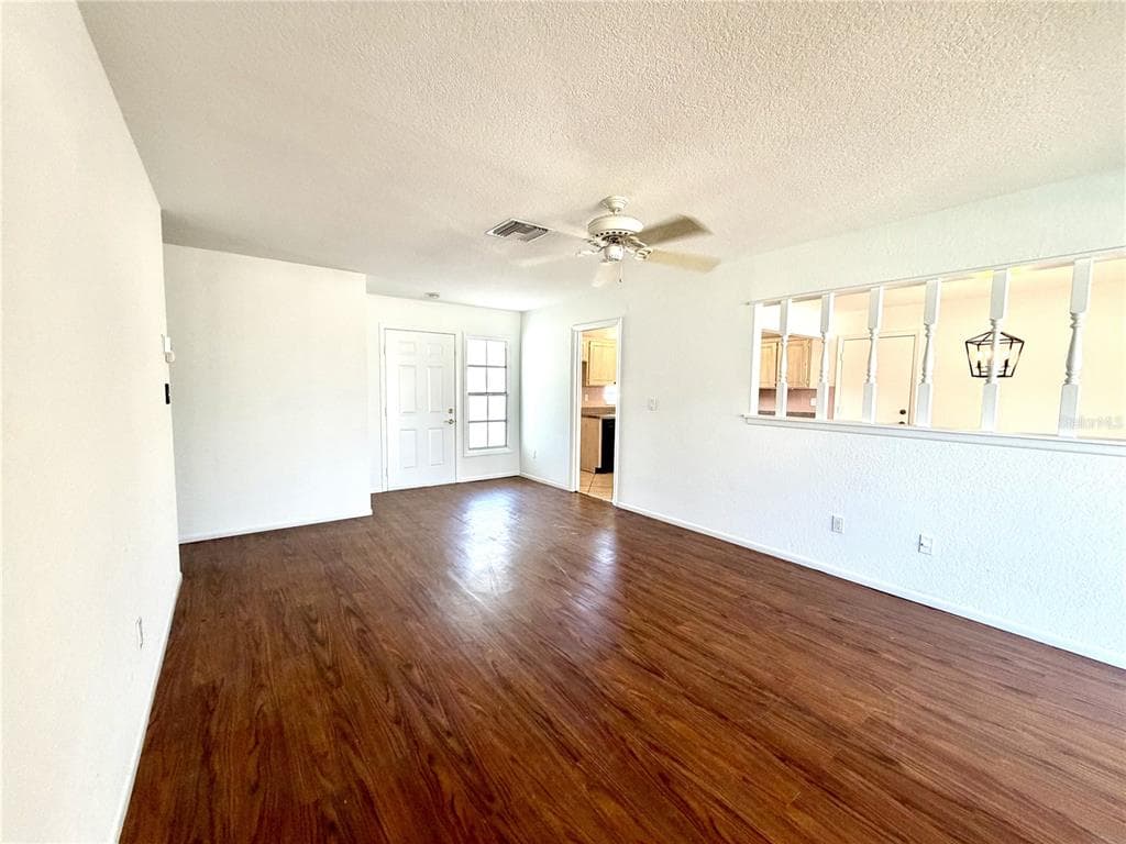 8212 101ST COURT, SEMINOLE, FL 33777 — zdjęcie 5