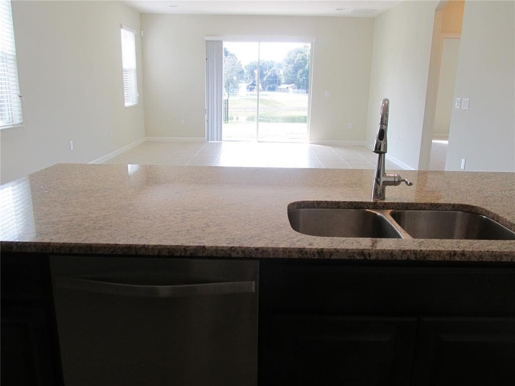 2404 SABASTIAN STREET, MOUNT DORA, FL 32757 — zdjęcie 4