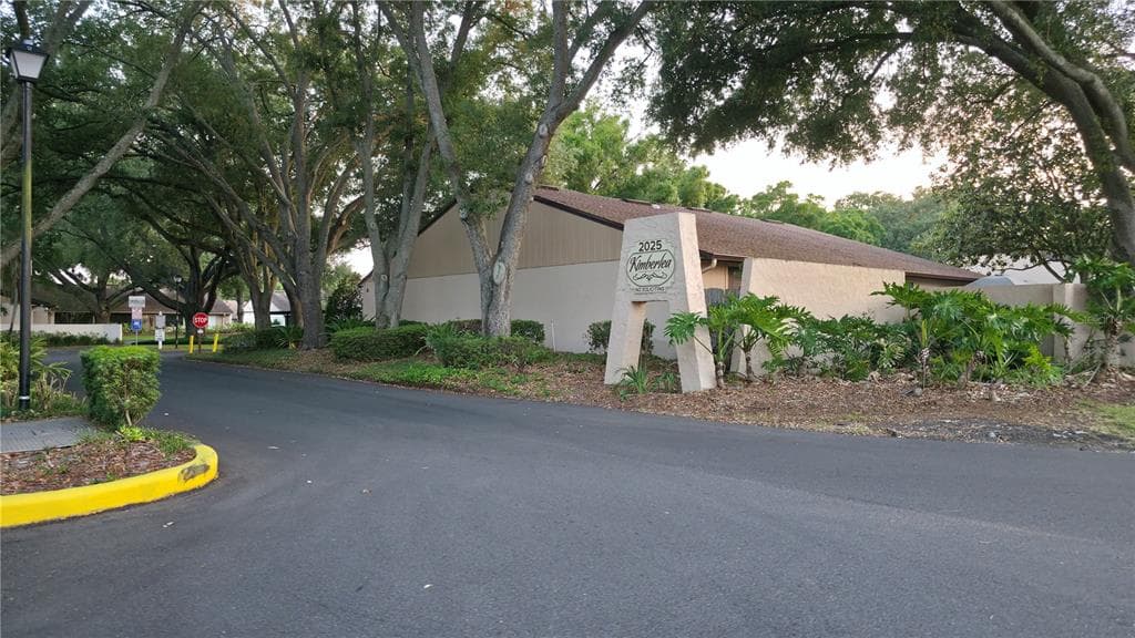 2025 SYLVESTER ROAD # N109, LAKELAND, FL 33803
