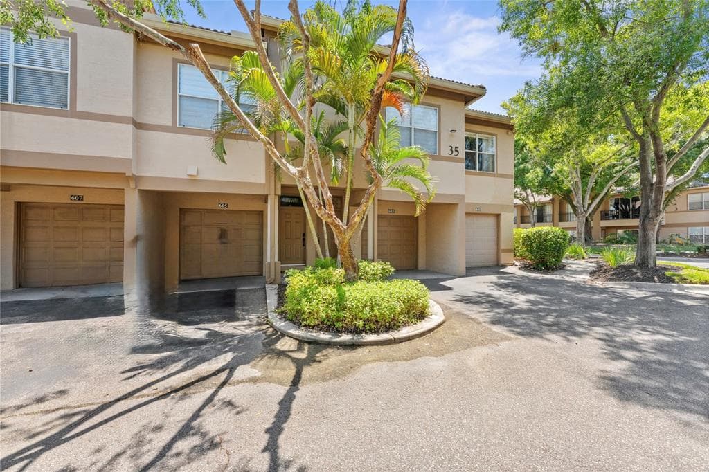 603 ARBOR LAKE LN, TAMPA, FL 33602 — zdjęcie 3
