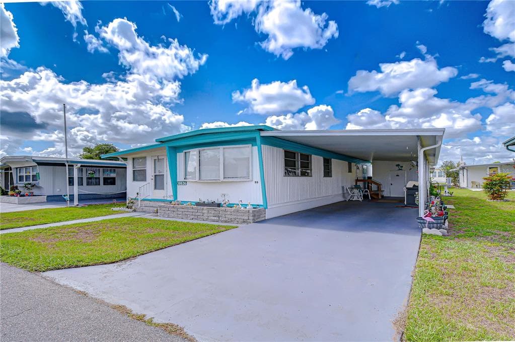 38636 REMORA AVENUE, ZEPHYRHILLS, FL 33542 — zdjęcie 2
