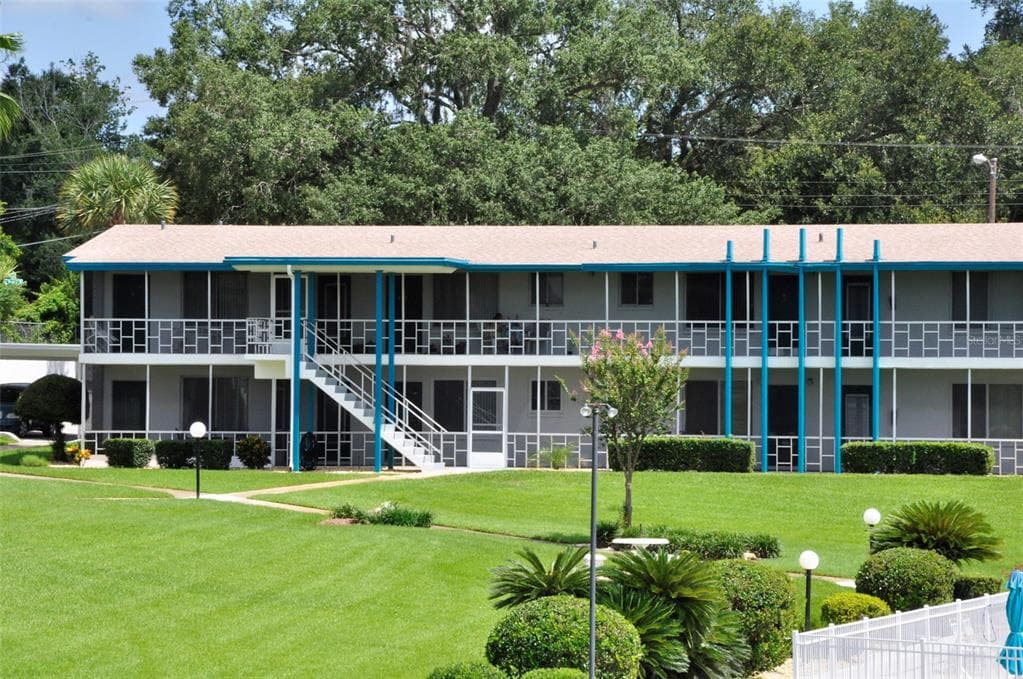 1600 W LAKE PARKER DRIVE # B4, LAKELAND, FL 33805