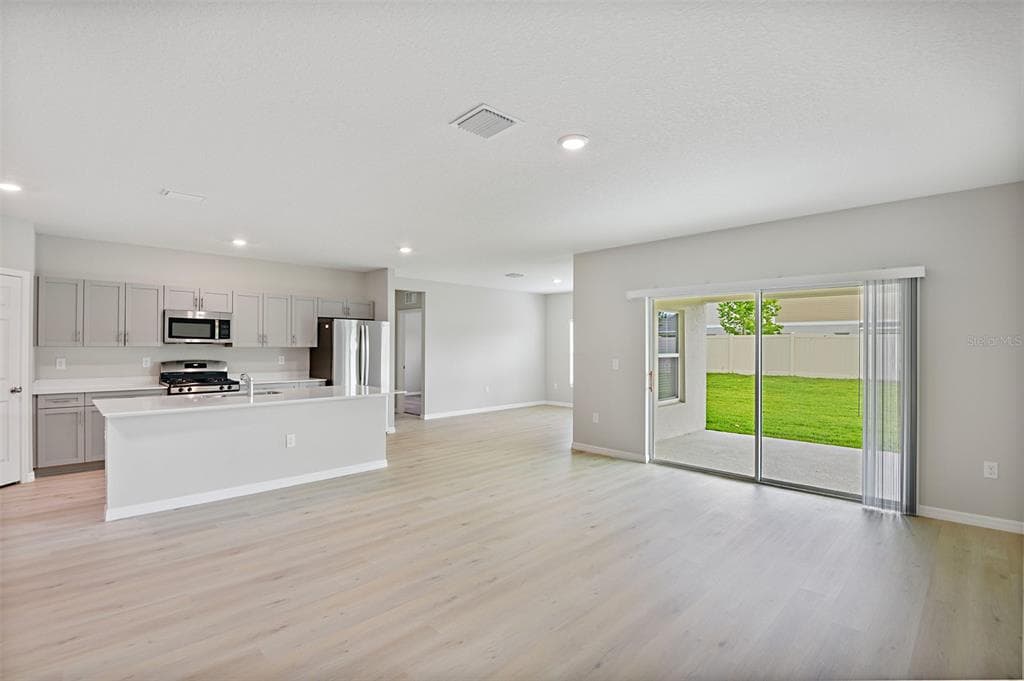 31670 BARONNE STREET, WESLEY CHAPEL, FL 33545 — zdjęcie 3
