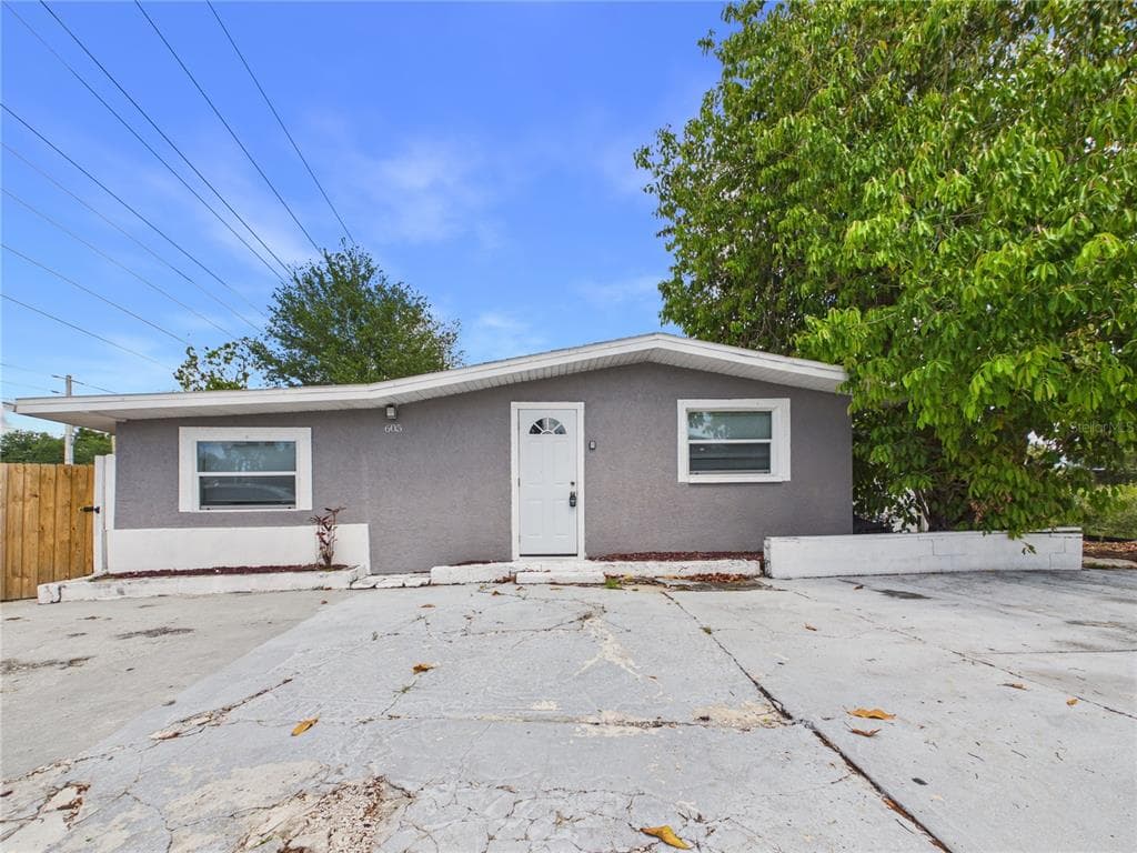 605 S DISSTON AVENUE, TARPON SPRINGS, FL 34689 — zdjęcie 2