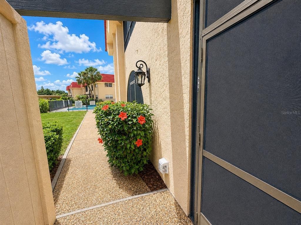 211 RUBENS DRIVE # E, NOKOMIS, FL 34275 — zdjęcie 3