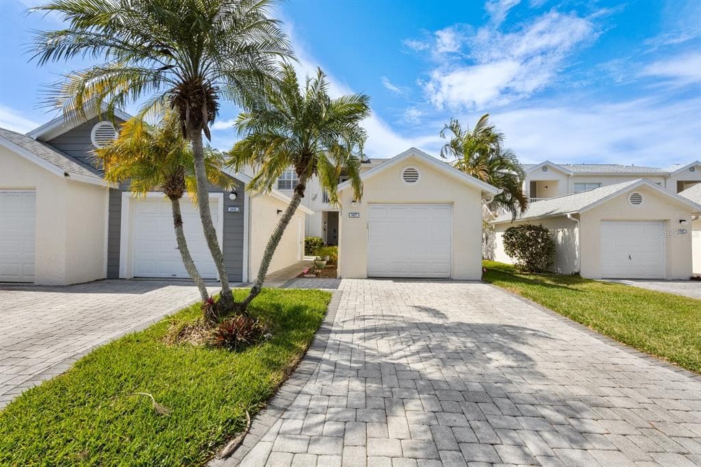 11600 SHIPWATCH DRIVE # 1417, LARGO, FL 33774 — zdjęcie 2