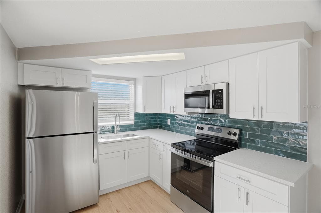 3104 SALISBURY DRIVE, HOLIDAY, FL 34691 — zdjęcie 2