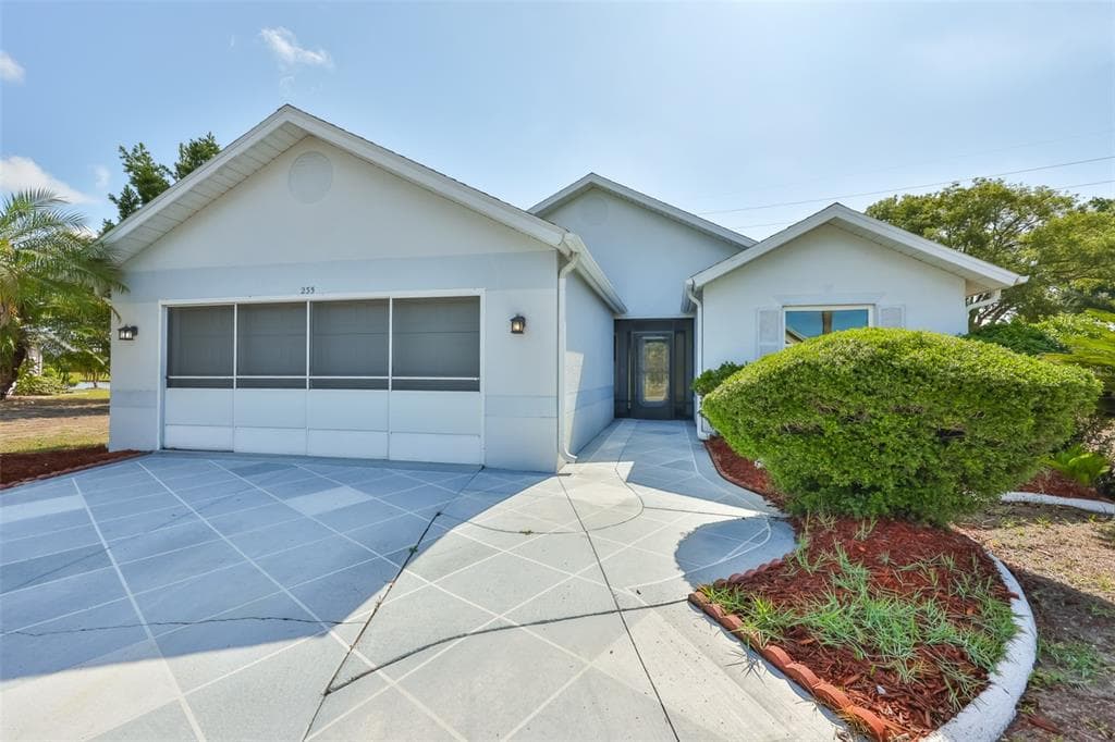 235 LINGER LANE, SUN CITY CENTER, FL 33573