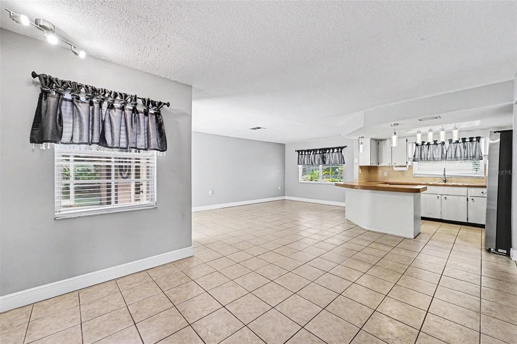8040 SAYBROOK DRIVE, PORT RICHEY, FL 34668 — zdjęcie 5