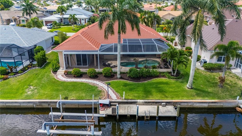 1020 VIA FORMIA, PUNTA GORDA, FL 33950 — zdjęcie 2