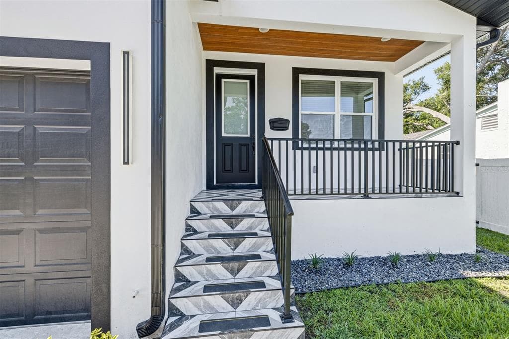 3750 ABINGTON AVENUE S, ST PETERSBURG, FL 33711 — zdjęcie 2