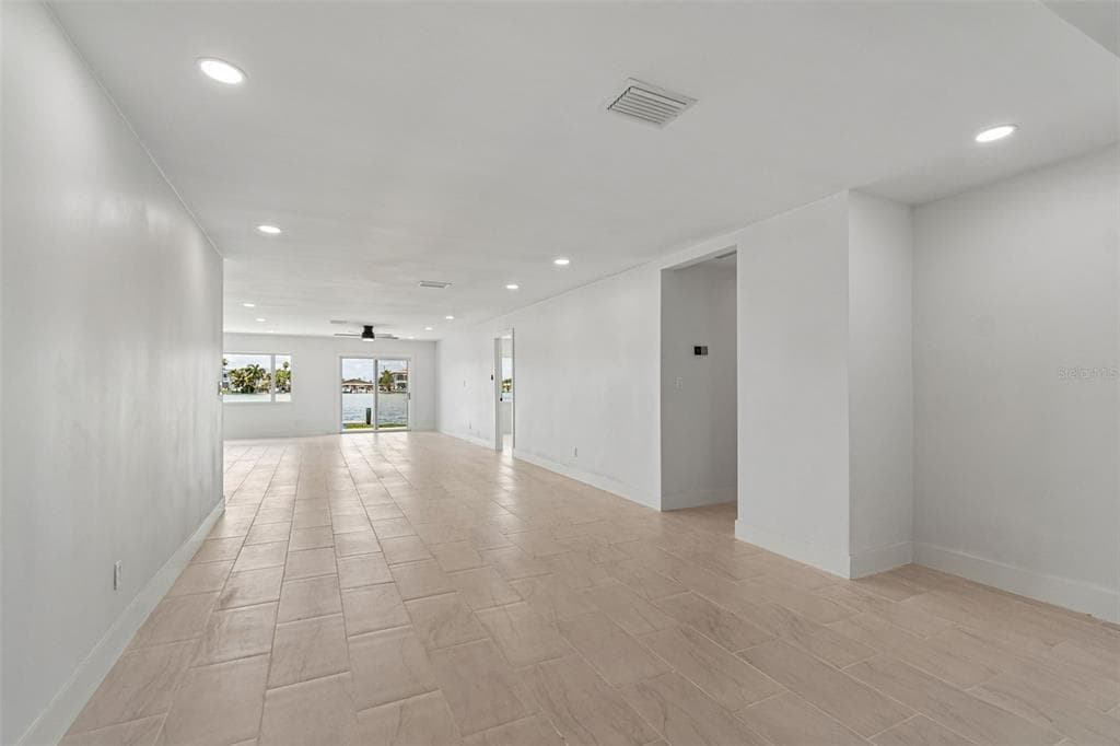10238 TARPON DRIVE, TREASURE ISLAND, FL 33706 — zdjęcie 5