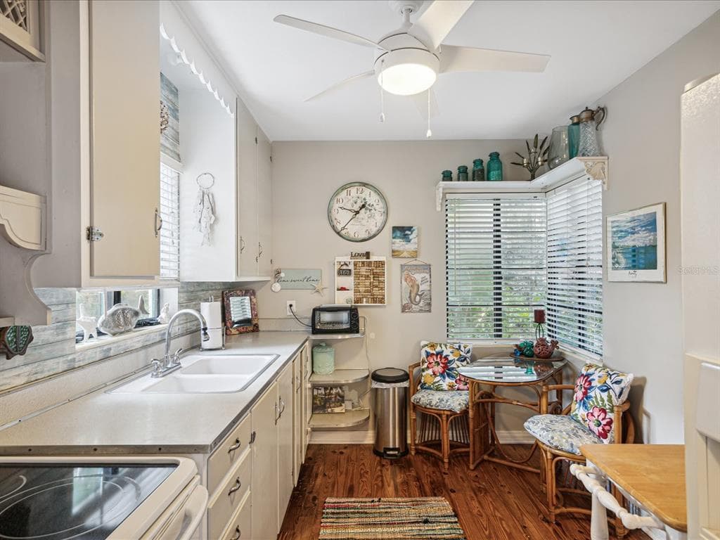 5638 VIRGINIA AVENUE, NEW PORT RICHEY, FL 34652 — zdjęcie 3