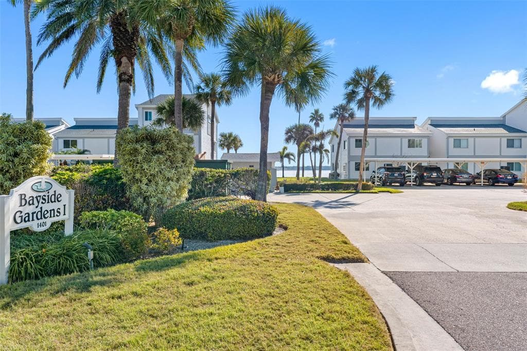 1401 GULF BOULEVARD # 212, CLEARWATER BEACH, FL 33767