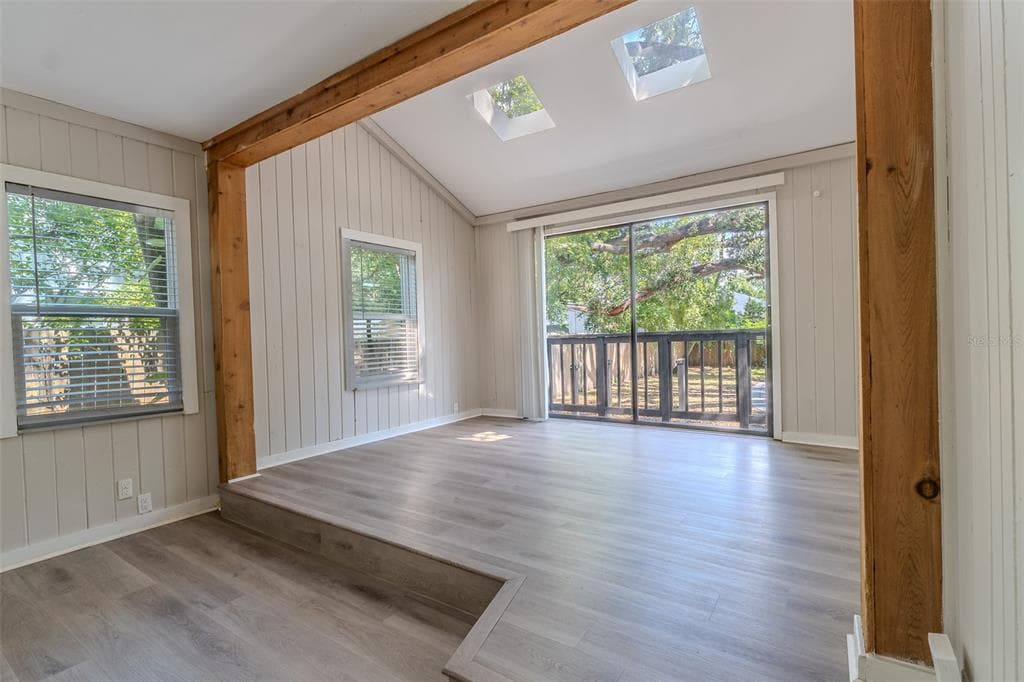 721 38TH AVENUE N, ST PETERSBURG, FL 33704 — zdjęcie 5