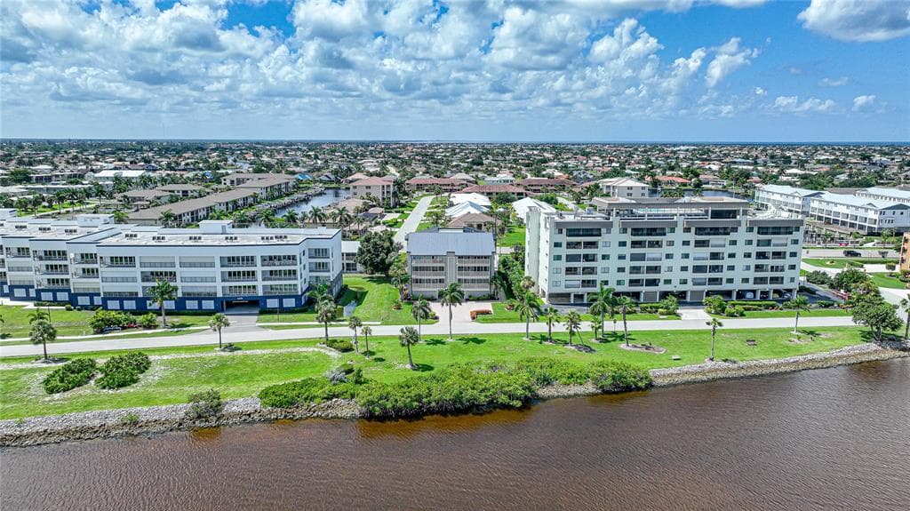1477 PARK BEACH CIRCLE # 13, PUNTA GORDA, FL 33950 — zdjęcie 4