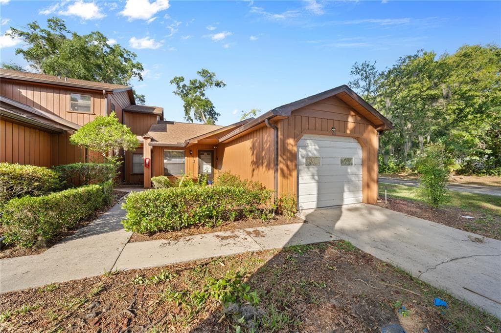 2701 NE 10TH STREET # 101, OCALA, FL 34470