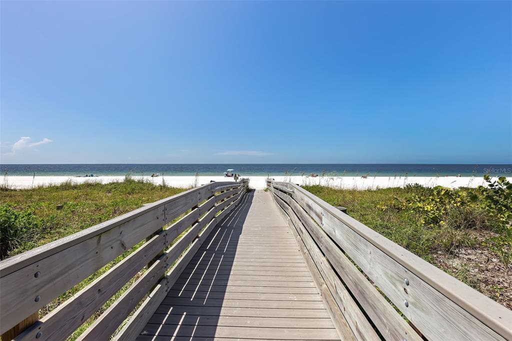 16333 GULF BOULEVARD # 113, REDINGTON BEACH, FL 33708 — zdjęcie 4