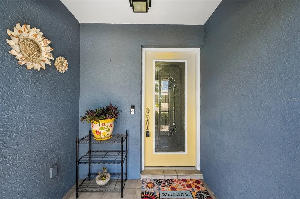 2025 NEW BEDFORD DRIVE, SUN CITY CENTER, FL 33573 — zdjęcie 2