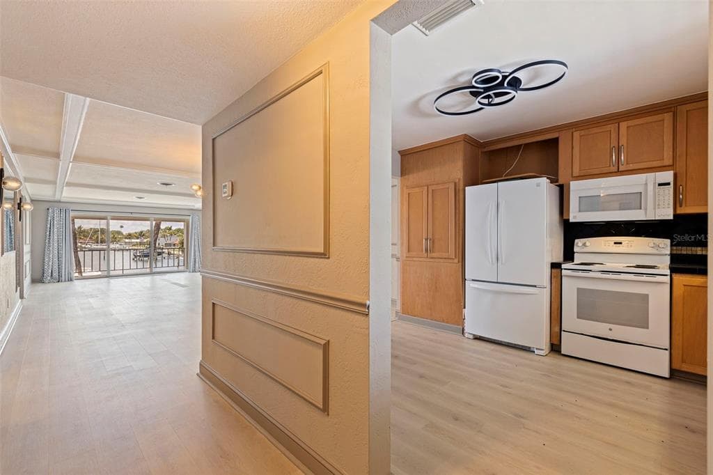 3717 46TH AVENUE S # 11, ST PETERSBURG, FL 33711 — zdjęcie 4