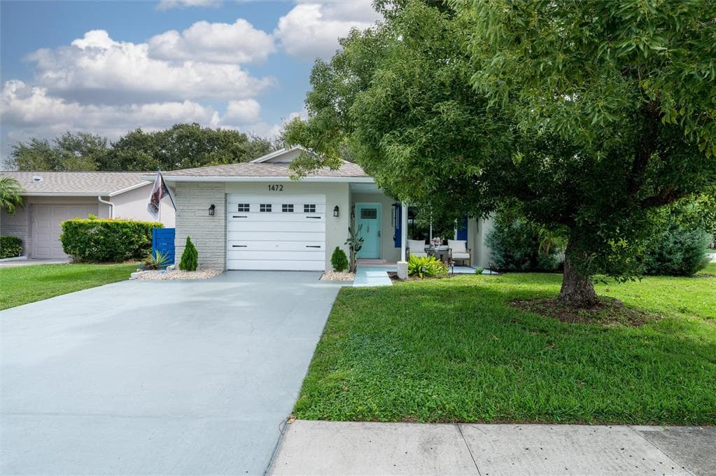 1472 QUEEN ANNE DRIVE, PALM HARBOR, FL 34684