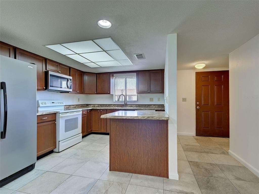 499 ALBEE FARM ROAD # V11, VENICE, FL 34285 — zdjęcie 4