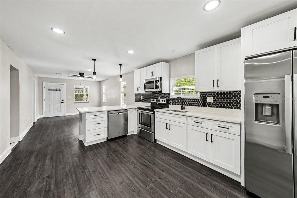 1204 E CAYUGA STREET, TAMPA, FL 33603 — zdjęcie 2