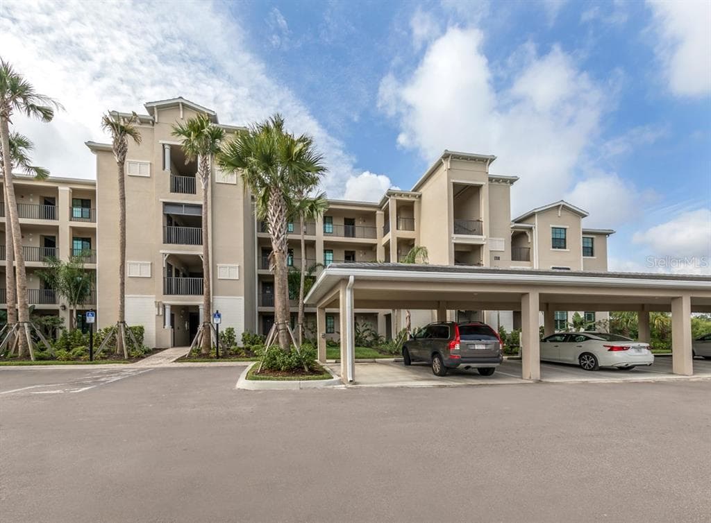 17510 GAWTHROP DRIVE # 406, LAKEWOOD RANCH, FL 34211