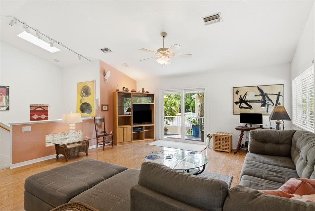 755 SAN CHRISTOPHER DRIVE, DUNEDIN, FL 34698 — zdjęcie 3