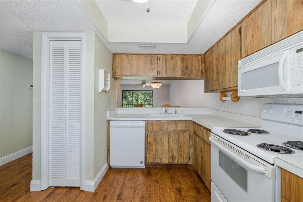 130 NANCY DRIVE # 37, OLDSMAR, FL 34677 — zdjęcie 5
