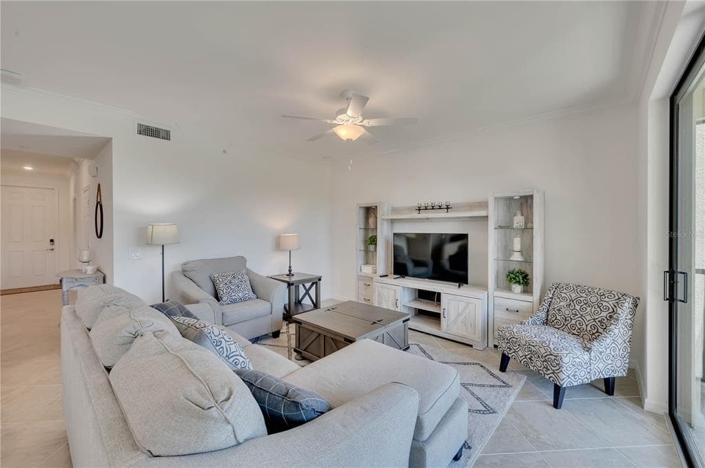 17510 GAWTHROP DRIVE # 203, LAKEWOOD RANCH, FL 34211 — zdjęcie 5