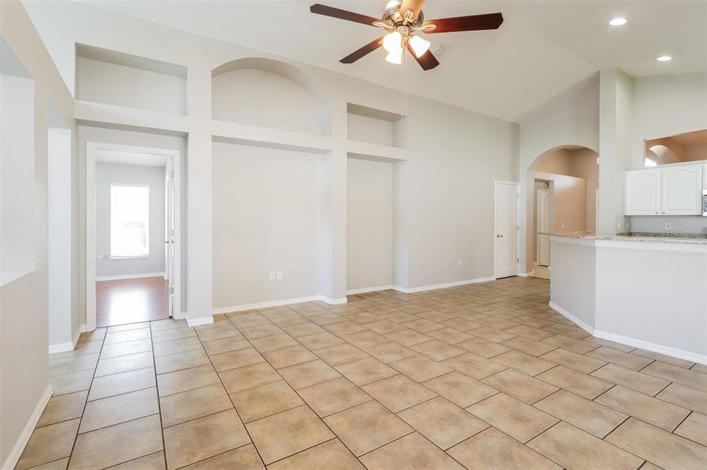 23211 BAYOU GROVE STREET, LAND O LAKES, FL 34639 — zdjęcie 2