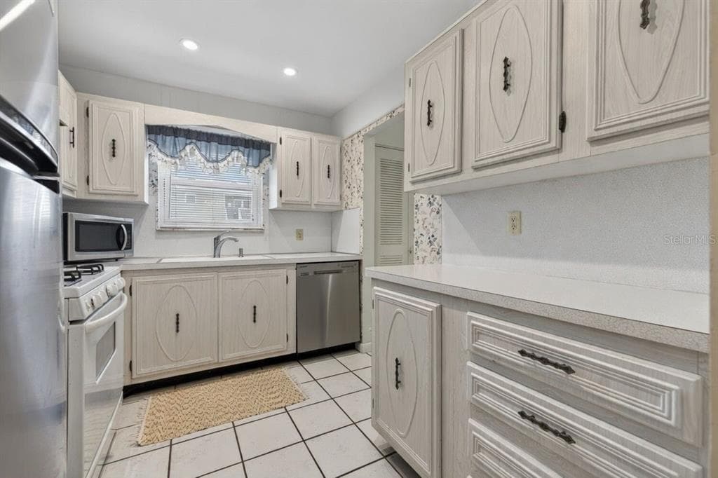 5357 81ST STREET N # 12, ST PETERSBURG, FL 33709 — zdjęcie 3