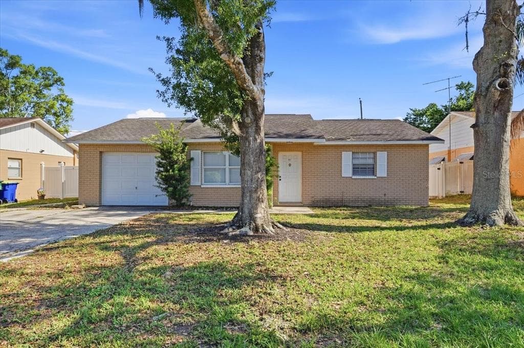 4624 WISTERIA DRIVE, ZEPHYRHILLS, FL 33542 — zdjęcie 2