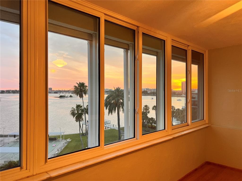 1868 SHORE DRIVE S # 607, SOUTH PASADENA, FL 33707 — zdjęcie 2