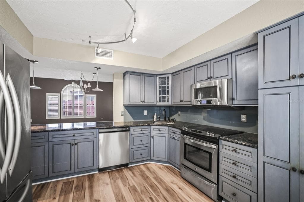 1668 HAMILTON COURT # 2061, DUNEDIN, FL 34698 — zdjęcie 2