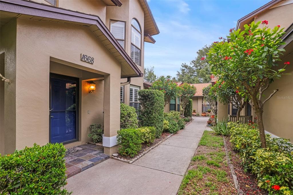 1668 HAMILTON COURT # 2061, DUNEDIN, FL 34698