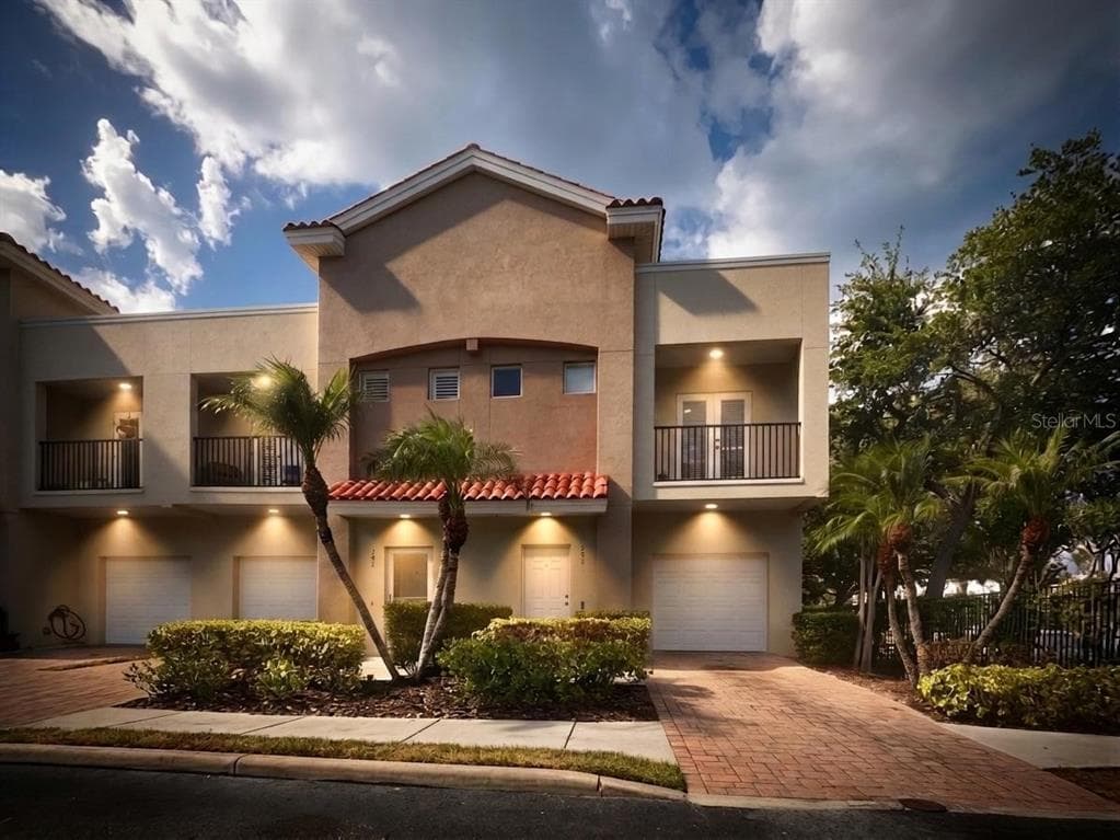 501 100TH AVENUE N, ST PETERSBURG, FL 33702 — zdjęcie 2