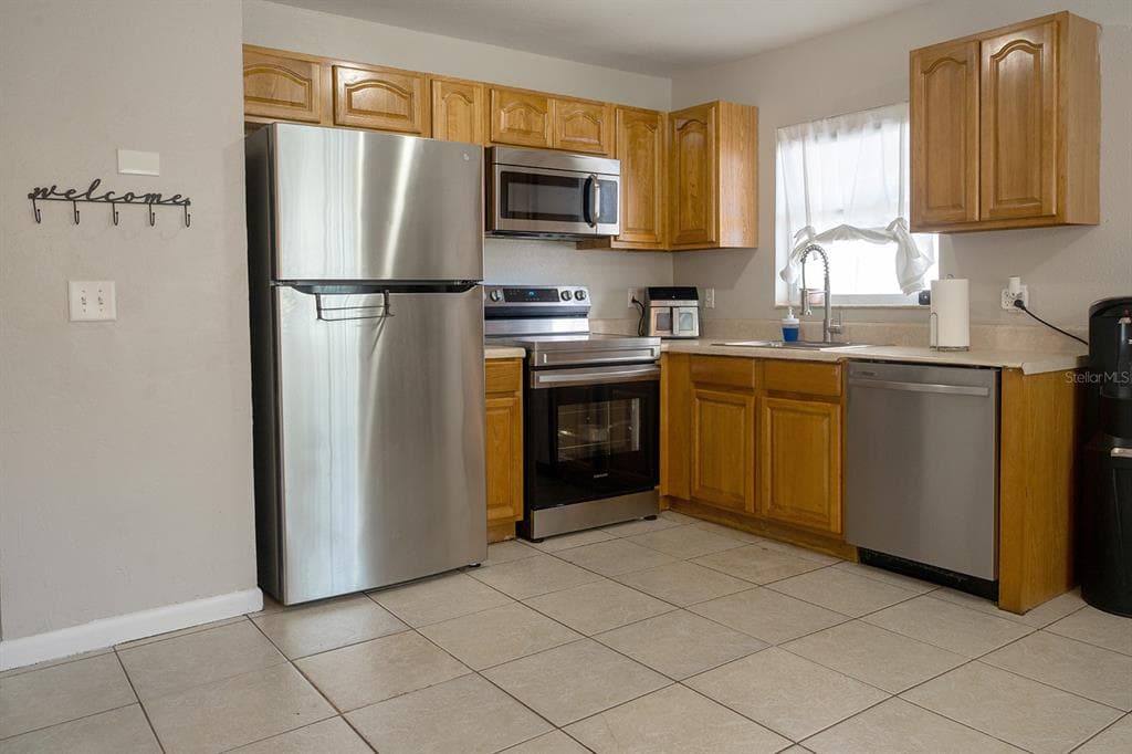 3667 135TH AVENUE, LARGO, FL 33771 — zdjęcie 2