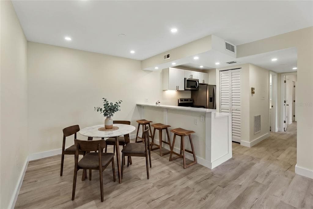 3229 BENEVA ROAD # 203, SARASOTA, FL 34232 — zdjęcie 2