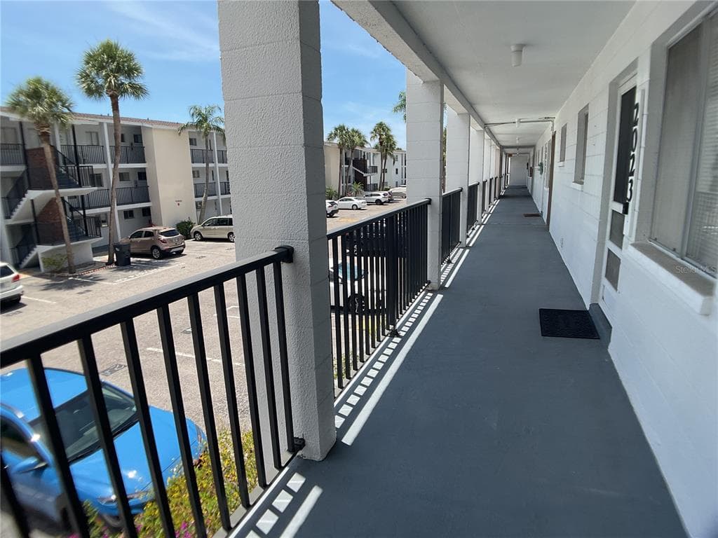 2021 CANAL DRIVE # N25, BRADENTON, FL 34207 — zdjęcie 4