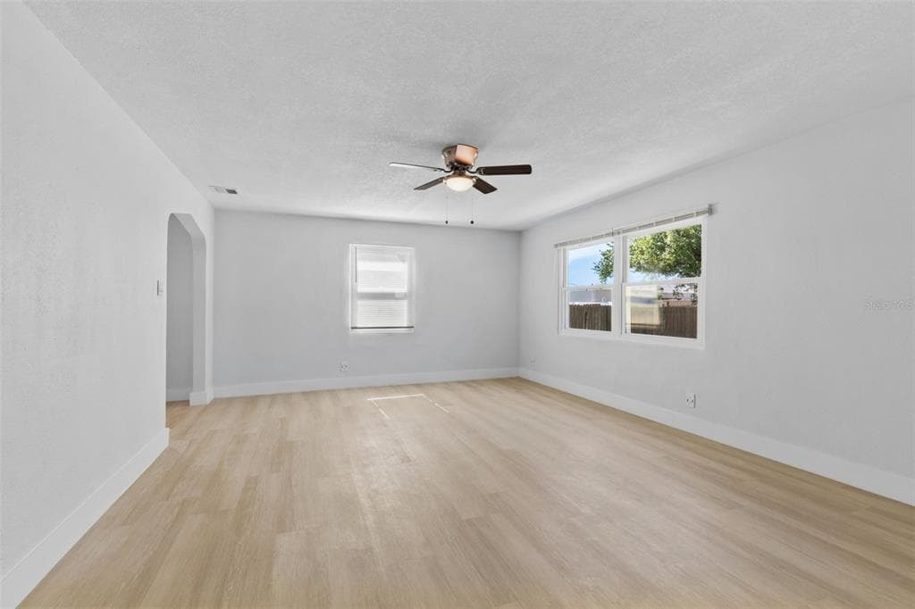 4115 FAIRFIELD AVENUE S, ST PETERSBURG, FL 33711 — zdjęcie 5